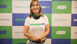 “Capitã Cloroquina” perdeu tia e teve pai na UTI com Covid-19