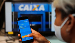 Na opinião de 87% dos brasileiros, novo auxílio do governo é insuficiente