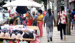 Em 2020, 70% dos ambulantes licenciados receberam auxílios