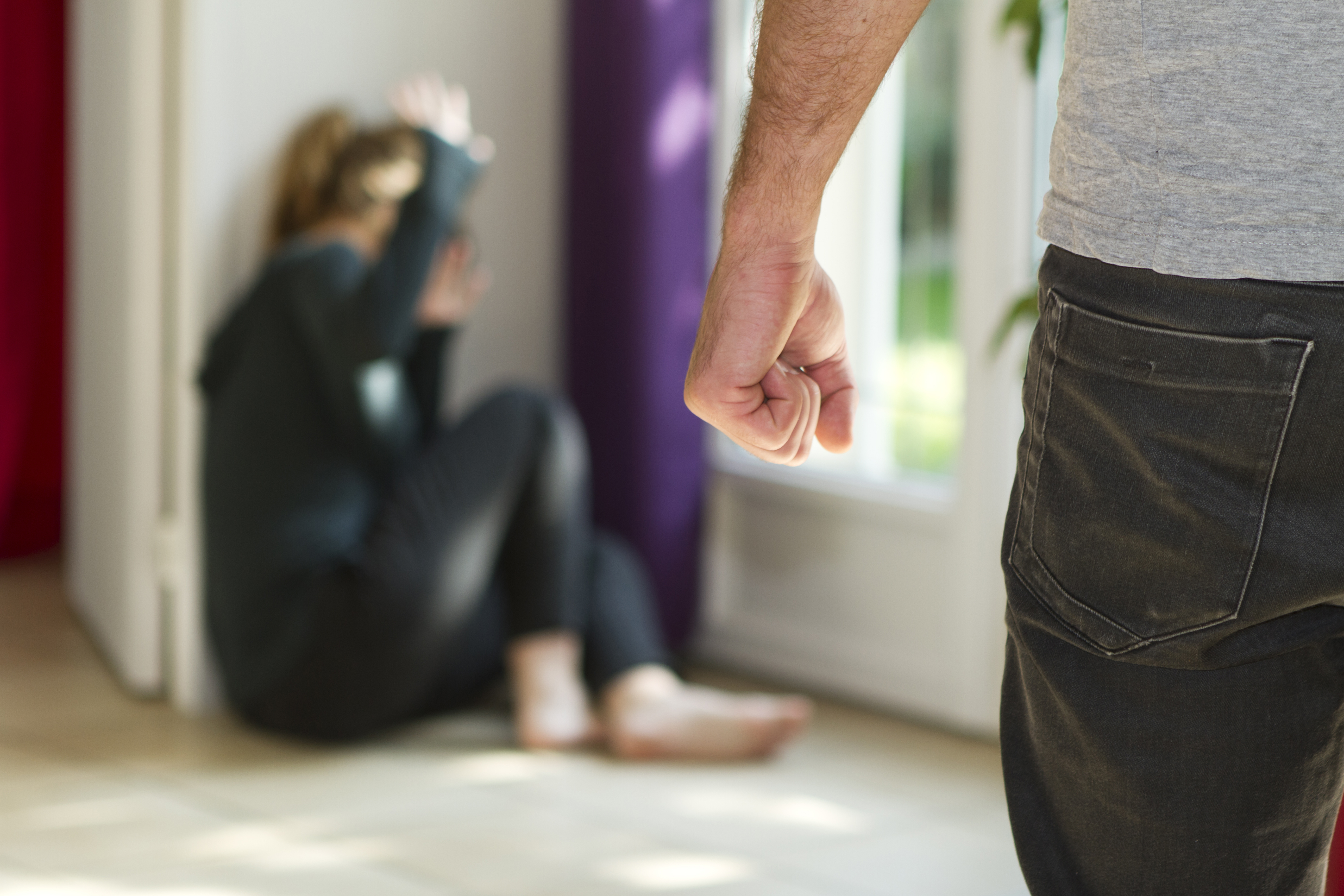Violência contra a mulher: Brasil registra 105 mil denúncias em um ano