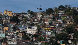 No Rio, 54% dos moradores de favelas perderam emprego na pandemia