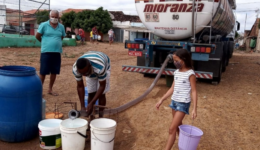 vaquinha quer levar água potável ao sertão nordestino