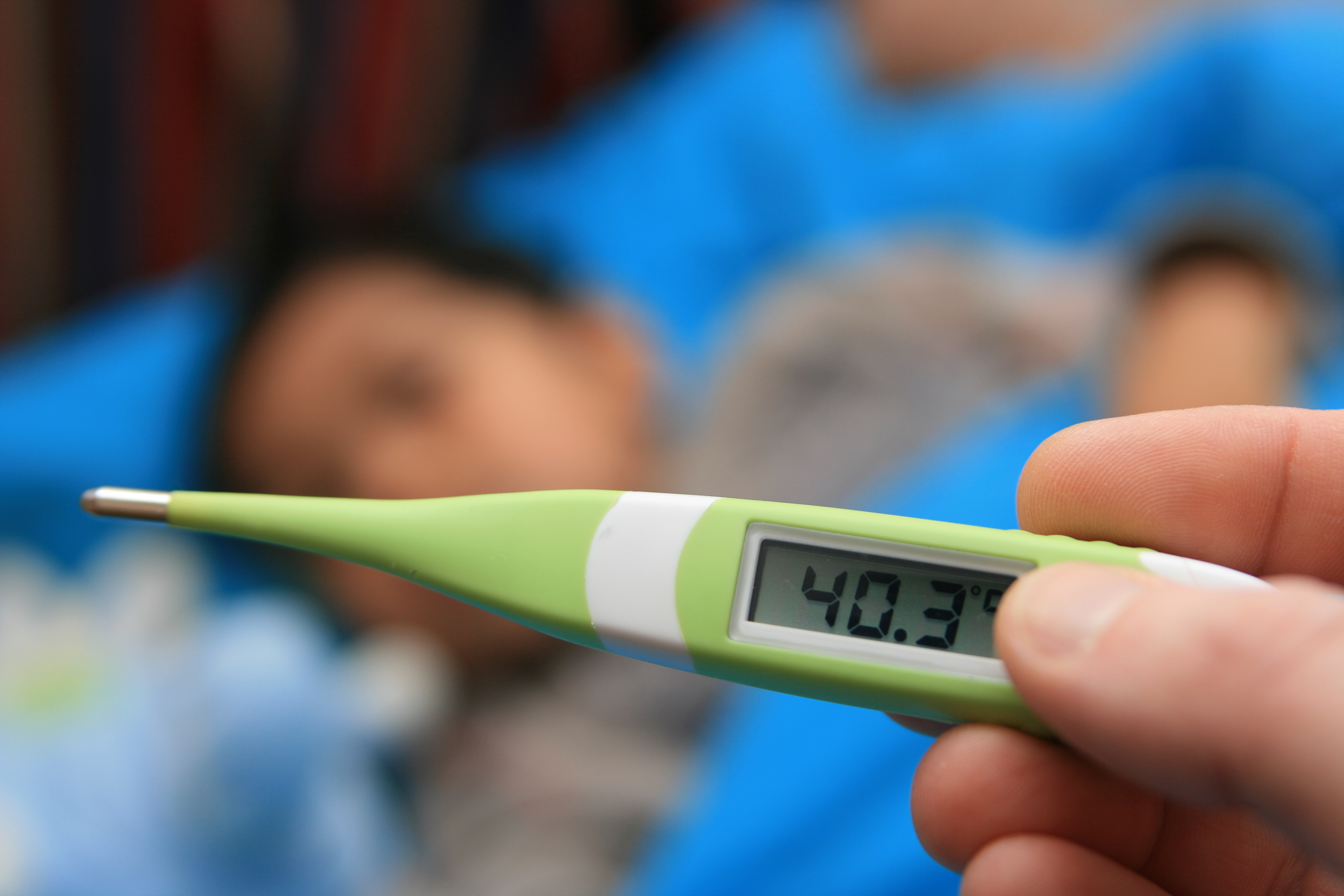 Por dia, 33 crianças de 5 a 11 anos são infectadas pela covid-19 em MG