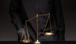 Polícia e Justiça do Brasil estão entre as mais parciais do mundo