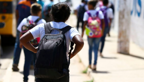 Em três anos, mais de 650 mil crianças deixaram a escola no Brasil