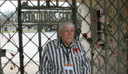 Sobrevivente do Holocausto de 96 anos morre após ataque russo na Ucrânia