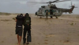 Bilhete em garrafa no mar ajuda Marinha do Brasil a resgatar desaparecidos