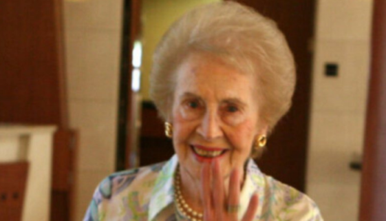 Mimi Reinhardt, secretária que fez a lista de Schindler, morre aos 107 anos
