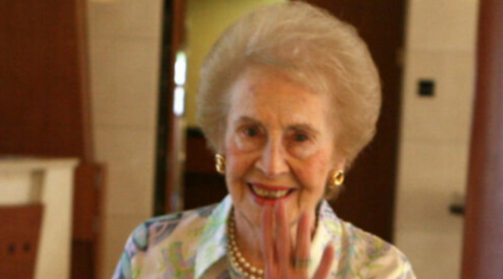 Mimi Reinhardt, secretária que fez a lista de Schindler, morre aos 107 anos