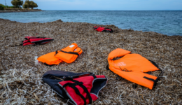 Mais de 3 mil morreram tentando chegar à Europa por mar em 2021