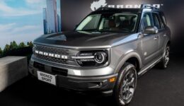 Crise? Governo compra carros por R$ 294 mil cada para uso de ministros