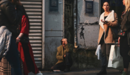 Morador de Rua e Pessoa em Situação de Rua: quais as diferenças?