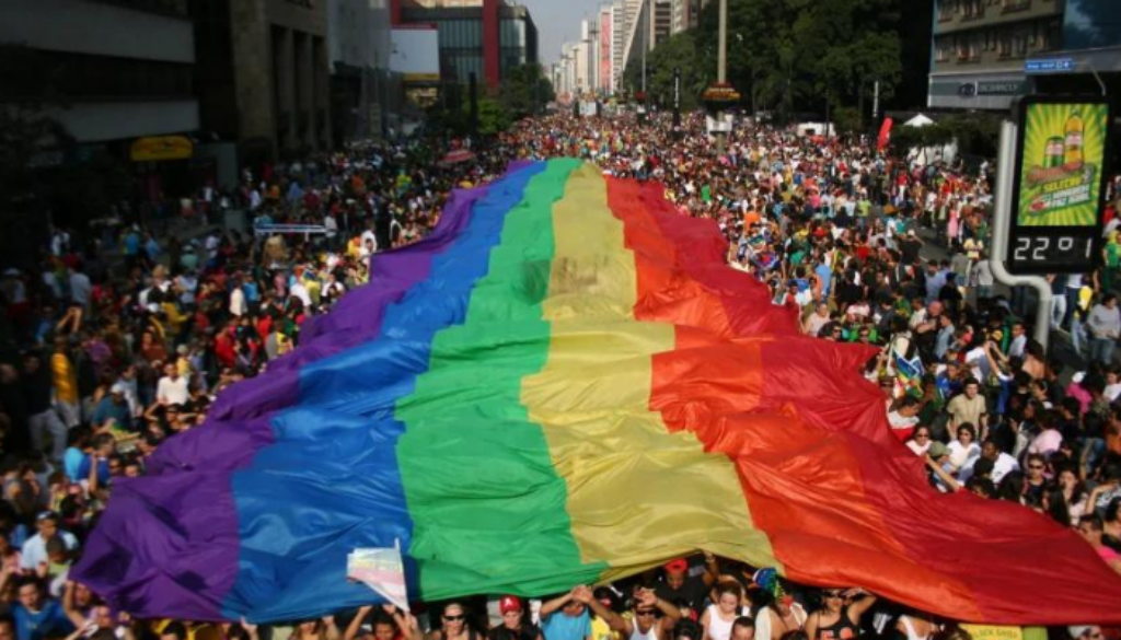 sociedade e comunidade LGBTI+