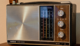 rádio antigo