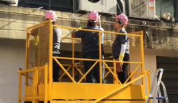 Mulher em Construção