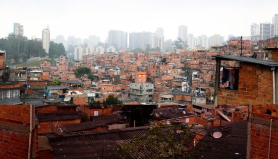 Brasil: 10% mais ricos ganham 31 vezes o salário dos mais pobres nas regiões metropolitanas