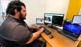 Jovem utiliza Inteligência Artificial para combater violências de gênero