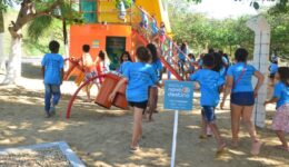 Aterro sanitário desativado vira escola para crianças e adultos no CE