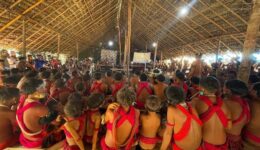 Urihi Associação Yanomami envia ofício para presidente Lula relatando fome e falta de assistência médica