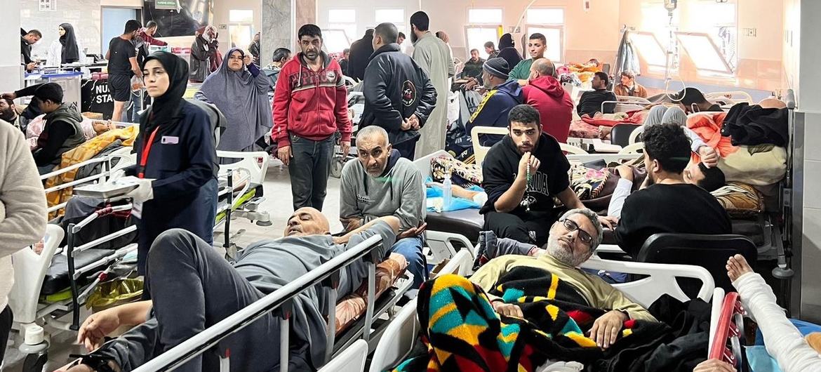 Funcionários da ONU descrevem hospital de Gaza como “banho de sangue”