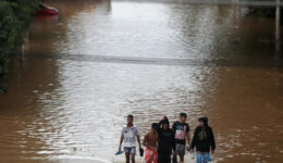 Mais de 100 mil pessoas foram afetadas pelas chuvas no RJ