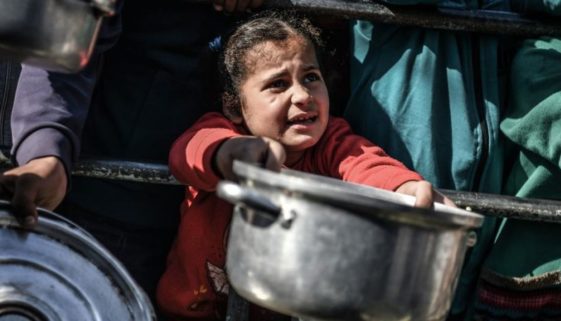 ONU faz alerta: fome está generalizada em Gaza