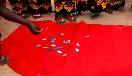 Mais de 1,2 mil meninas correm risco diário de sofrer mutilação genital feminina