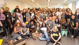 Universidade das Quebradas e Instituto Odeon oferecem curso gratuito de Formação de Escrita