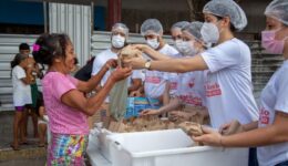 Atados realiza campanha nacional para o Mês do Voluntariado