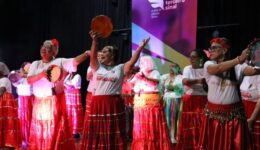 Festival promove arte de idosos para celebrar terceira idade