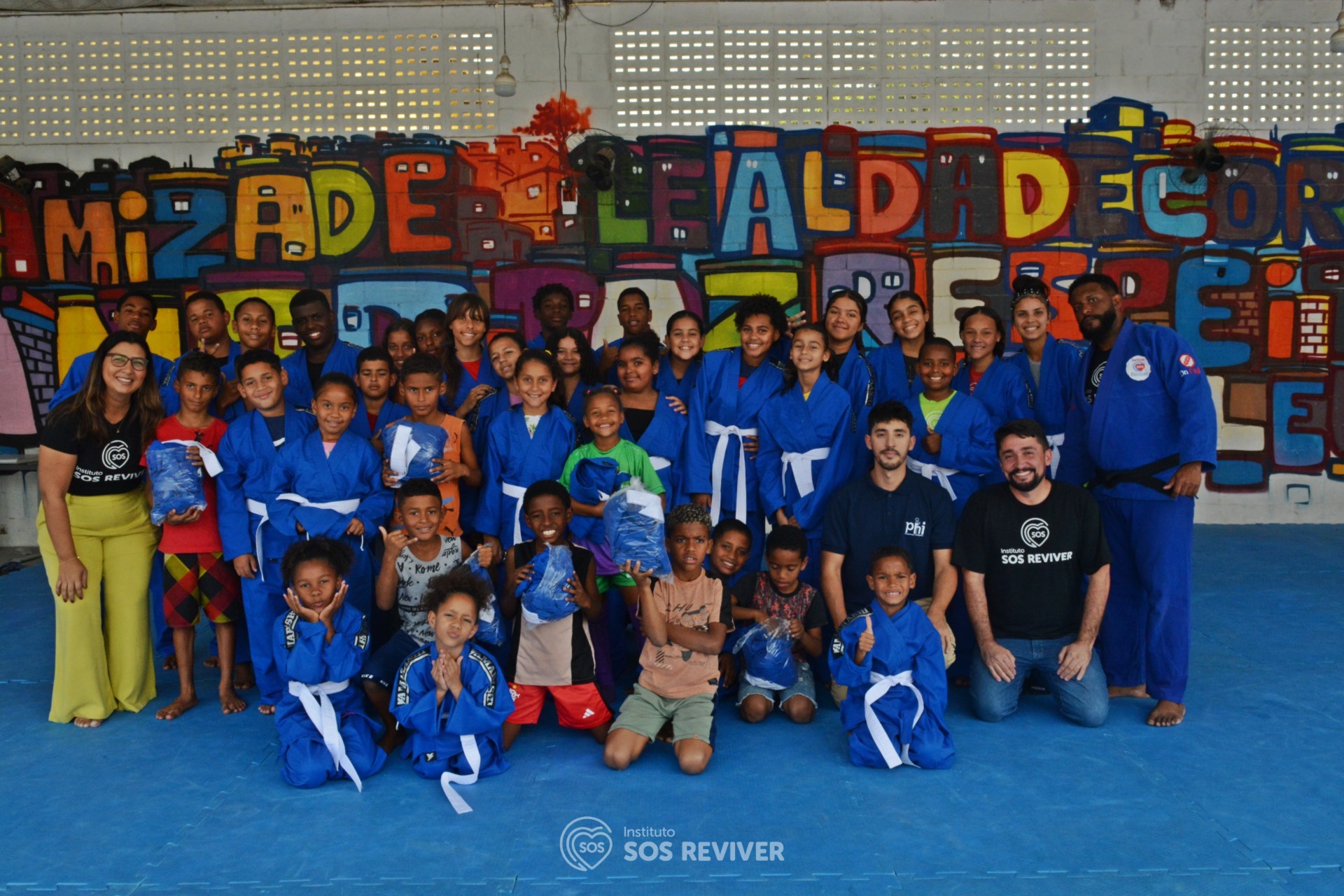 Foto-3-distribuicao-quimonos