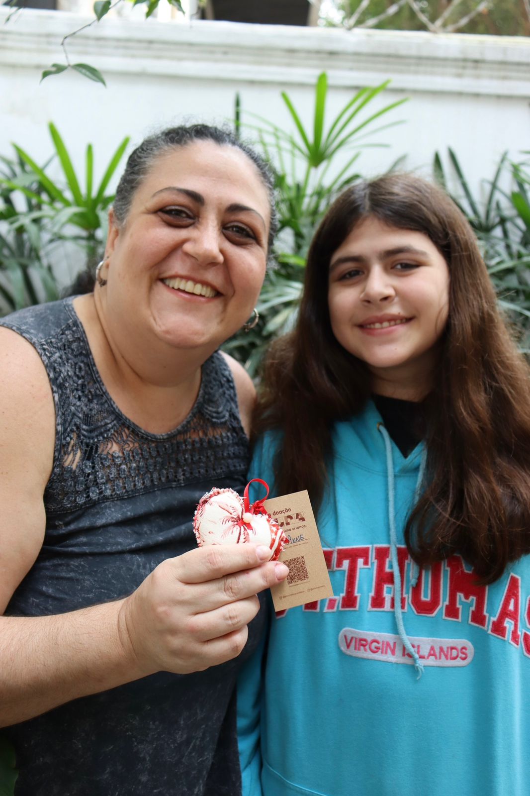 Mae-e-filha-assistidas-pela-instituicao-Pro-Crianca-Cardiaca