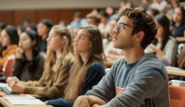PUCRS Online oferece aulão de revisão gratuito para o ENEM