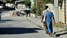 Haiti: Pacientes são retirados à força de ambulância do MSF e assassinados