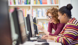 A responsabilidade social e a inclusão digital podem reformular o mercado de trabalho para jovens?