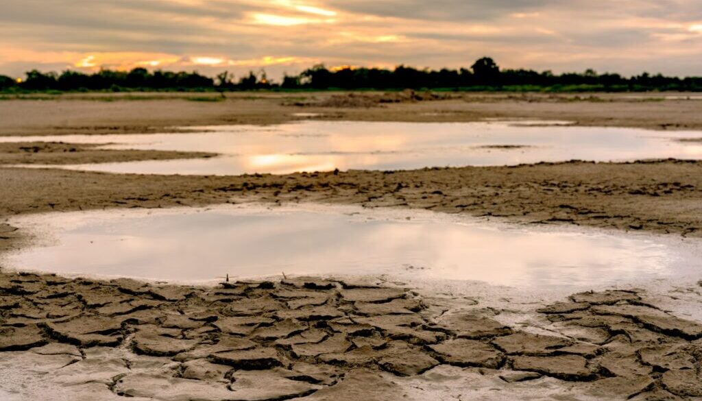 climate-change-and-drought-land-water-crisis-ari-2024-08-13-16-33-37-utc