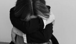 Brasil é “extremamente violento com as mulheres”, diz antropóloga