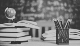 Especialista alerta para evasão de professores do ensino público e privado