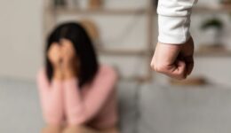 Casos de feminicídios crescem mais de 40% na cidade de São Paulo em 2024, revela análise do Instituto Sou da Paz