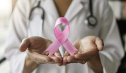 conscientizacao-sobre-o-dia-mundial-cancer-com-o-paciente