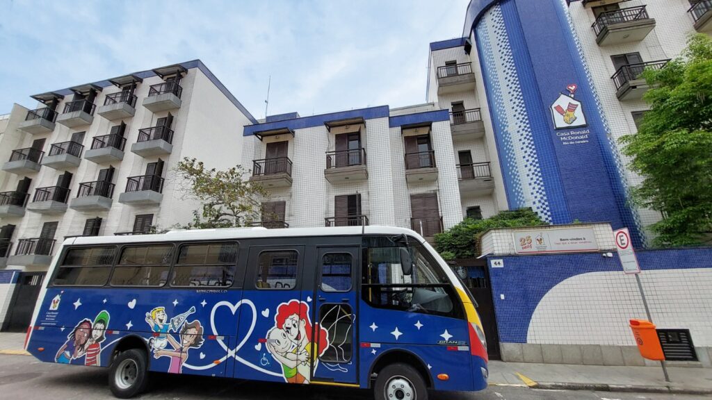 Natal Solidário da Casa Ronald RJ mobiliza doações para crianças e adolescentes em tratamento contra o câncerCampanha segue até 8 de dezembro e pretende beneficiar 80 jovens acolhidos pela instituição no Maracanã