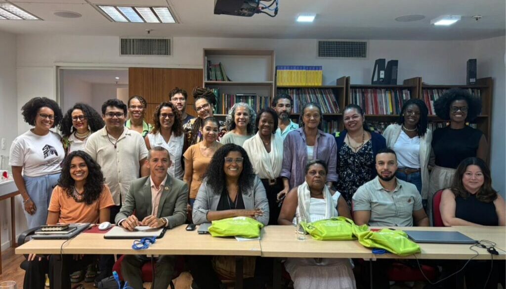 ENCONTRO-LIDERANCAS-EDUCACAO-ANTIRRACISTA-I