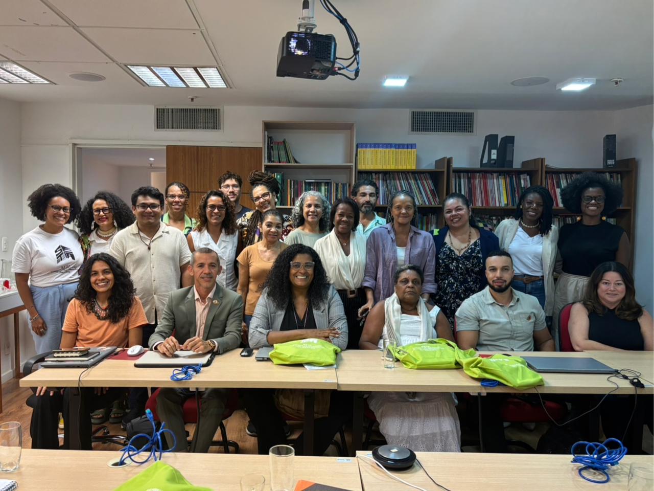 ENCONTRO-LIDERANCAS-EDUCACAO-ANTIRRACISTA-I