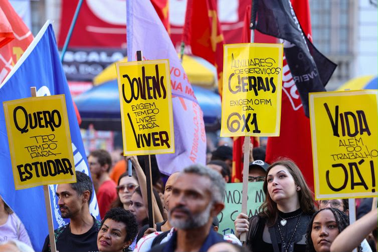 “O que sobra para viver?”: os impactos da escala 6×1 na vida dos trabalhadores