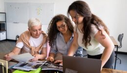 Instituto Lojas Renner e Instituto ACP abrem inscrições para formação gratuita de OSCs que promovem os direitos das mulheres